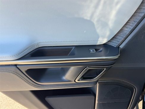 Used 2022 Rivian R1T Adventure image 16