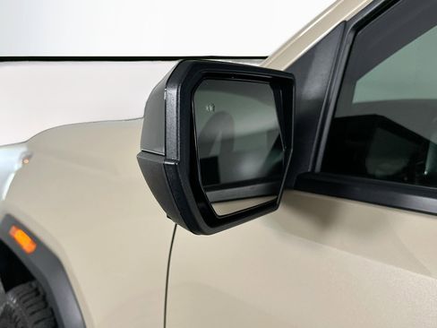 Used 2024 GMC Canyon AT4 w/ AT4 Premium Package image 16