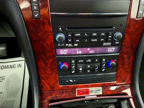 Used 2012 Cadillac Escalade EXT Luxury AWD/4WD image 18