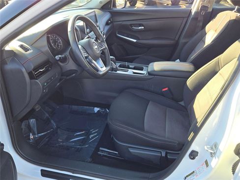 Used 2024 Nissan Sentra SR image 25