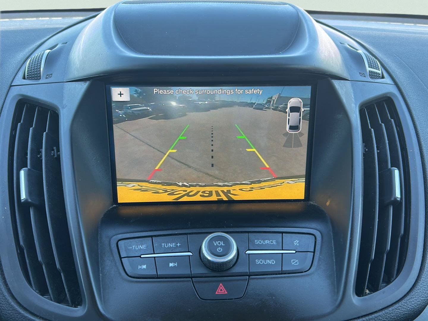 Used 2019 Ford Escape SEL FWD image 9