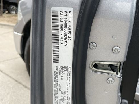 Used 2024 RAM 1500 Classic SLT image 25