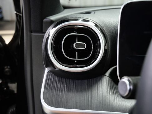 Certified 2026 Mercedes-Benz C 300 4MATIC Sedan image 23