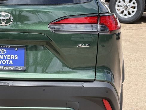 New 2026 Toyota Corolla Cross XLE FWD image 9