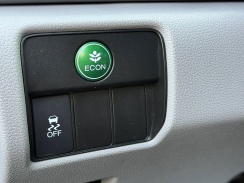 Used 2015 Honda Accord LX image 42