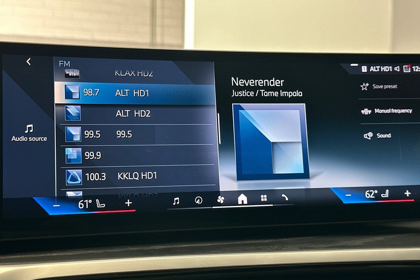 Used 2024 BMW i4 eDrive40 w/ Premium Package RWD image 20