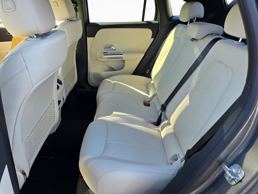 New 2026 Mercedes-Benz GLA 250 4MATIC image 17