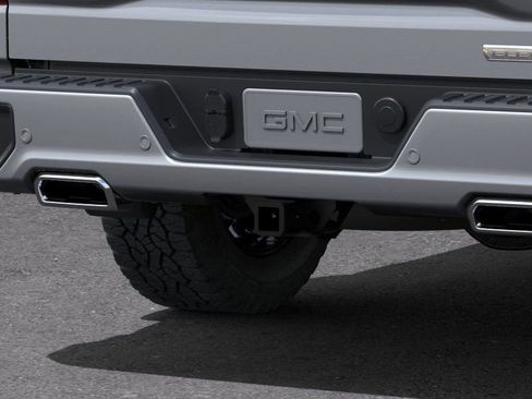 New 2025 GMC Sierra 1500 Elevation image 14
