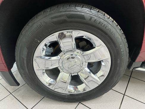 Used 2016 Chevrolet Suburban LTZ image 18