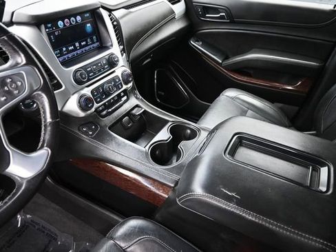Used 2020 GMC Yukon SLT AWD/4WD image 18