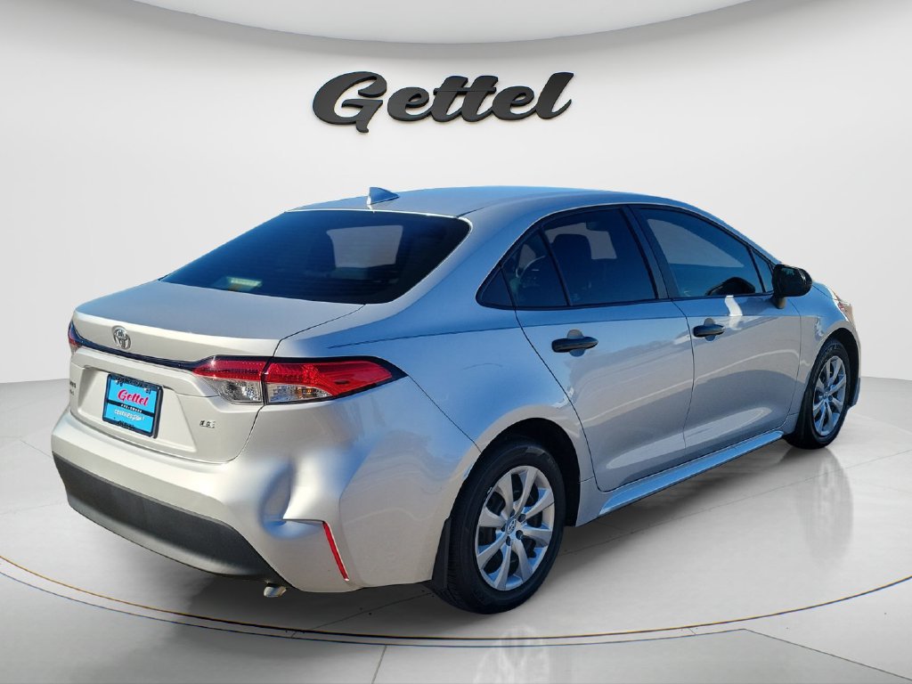 Certified 2023 Toyota Corolla LE FWD image 4