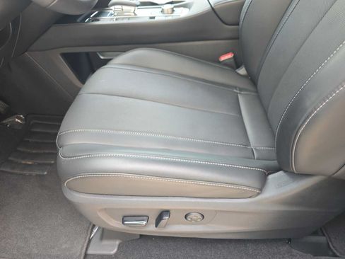 Certified 2026 INFINITI QX60 Luxe w/ Cargo Package FWD image 15