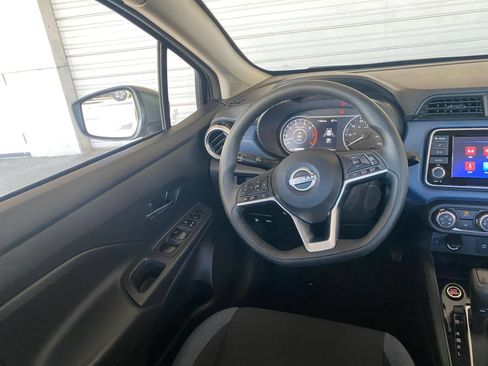 Used 2025 Nissan Versa SV FWD image 34