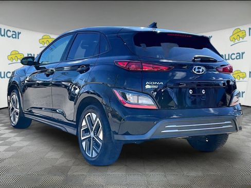 Used 2023 Hyundai Kona SE image 4