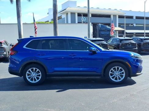 Used 2023 Honda CR-V EX image 16