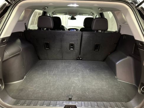 Used 2024 GMC Terrain SLE image 22