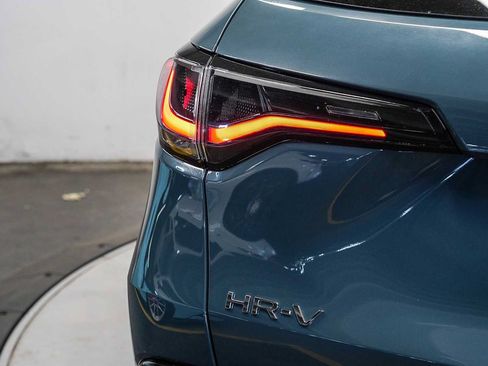 Used 2026 Honda HR-V EX-L image 11
