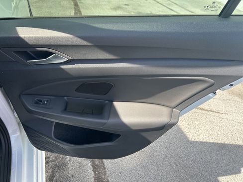 Used 2022 Volkswagen Golf R image 45