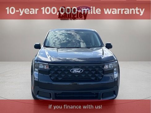 New 2025 Ford Maverick XLT w/ XLT Luxury Package FWD image 38