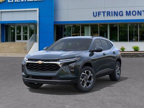 New 2026 Chevrolet Trax LT w/ LT Convenience Package FWD image 6
