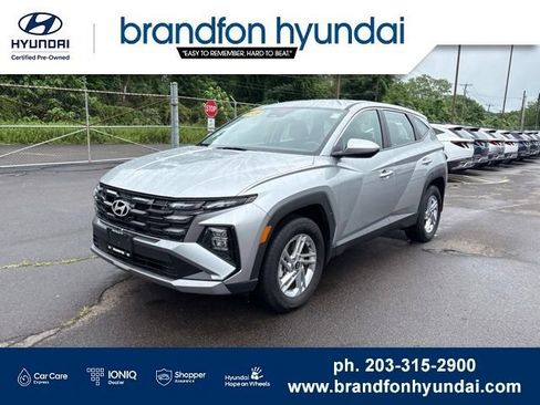 Used 2026 Hyundai Tucson SE AWD/4WD image 3
