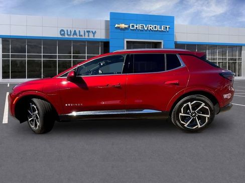 Certified 2024 Chevrolet Equinox EV LT FWD image 4