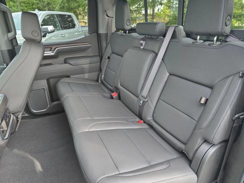 Used 2026 GMC Sierra 1500 SLT w/ SLT Premium Plus Package AWD/4WD image 18
