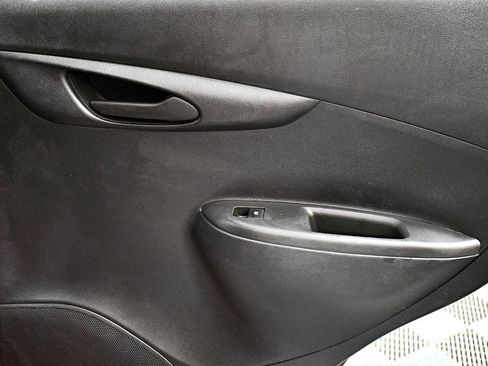 Used 2021 Chevrolet Spark LT image 33