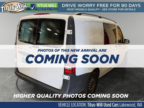Used 2016 Mercedes-Benz Metris image 4