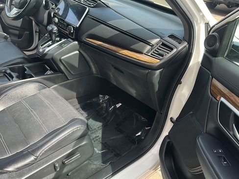 Used 2017 Honda CR-V Touring image 23