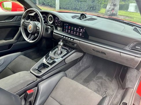 Used 2022 Porsche 911 GT3 RWD image 21