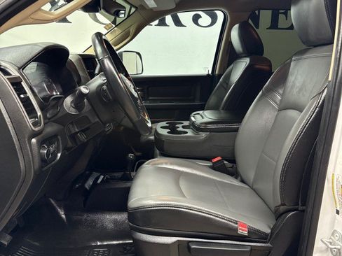 Used 2019 RAM 5500 Tradesman w/ Safety Group AWD/4WD image 30