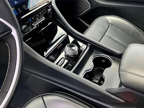 Used 2025 Jeep Grand Cherokee Limited 4xe image 14