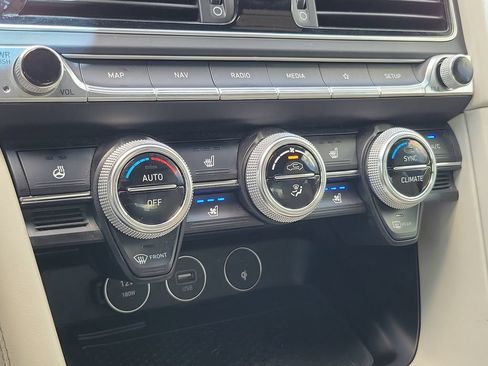 Certified 2023 Genesis G70 3.3T w/ Sport Prestige Package RWD image 29