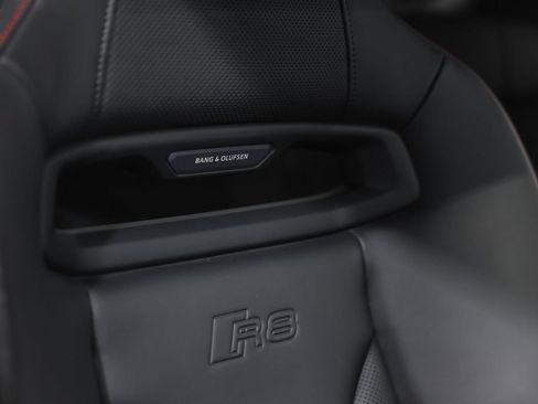 Used 2018 Audi R8 V10 plus w/ Full Leather Package AWD/4WD image 27