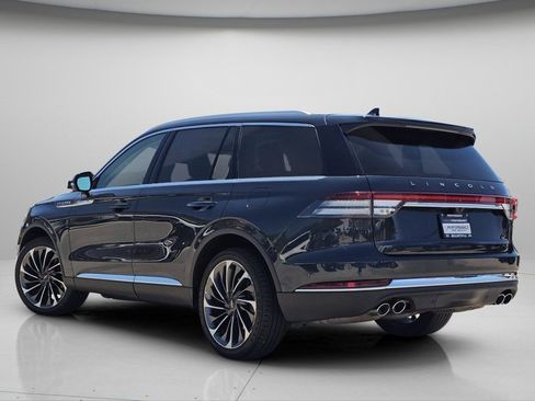 Used 2021 Lincoln Aviator Reserve w/ Equipment Group 201A AWD/4WD image 23