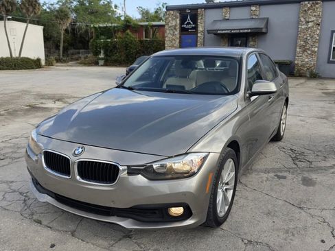 Used 2017 BMW 320i Sedan image 7