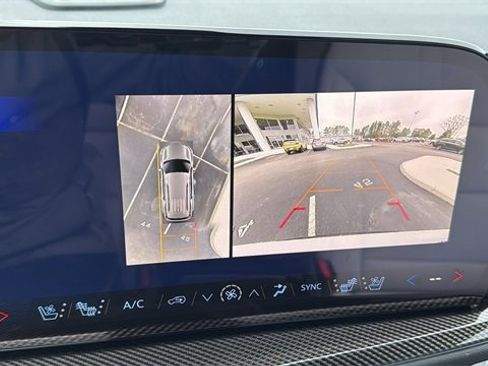 New 2026 Chevrolet Traverse High Country image 19