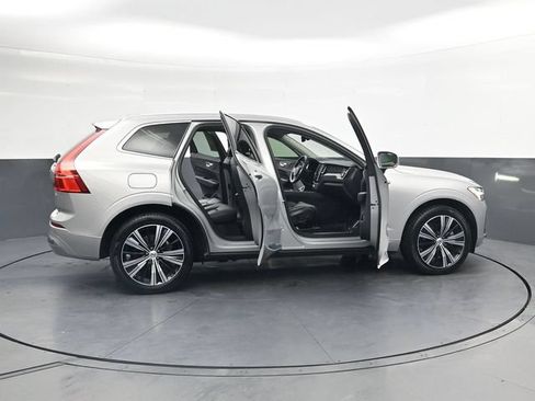 Used 2022 Volvo XC60 B5 Inscription w/ Protection Package Premier FWD image 40
