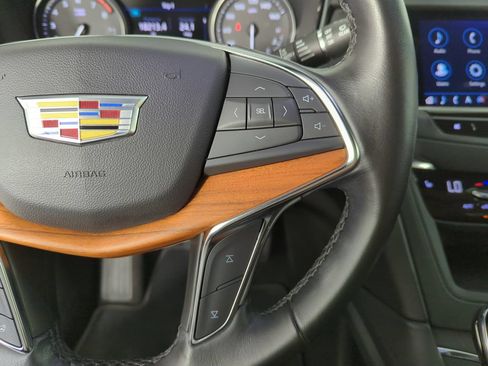 Used 2021 Cadillac XT5 Premium Luxury FWD image 22