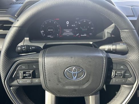 Used 2024 Toyota Tacoma TRD Sport image 8