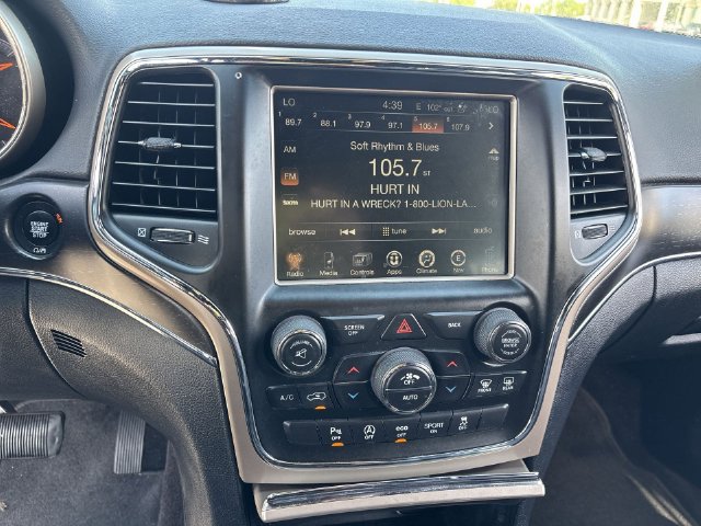 Used 2017 Jeep Grand Cherokee Limited w/ Luxury Group II RWD image 24