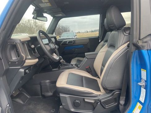 Used 2024 Ford Bronco Big Bend image 8