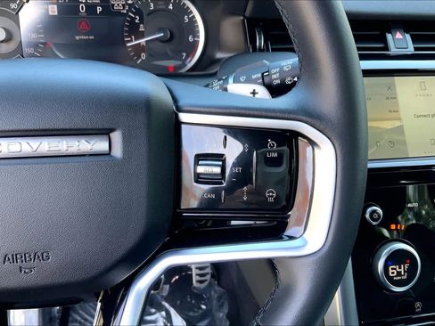 Used 2023 Land Rover Discovery Sport SE R-Dynamic image 24