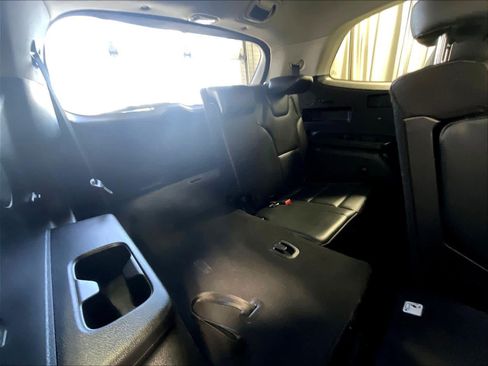 Used 2021 Kia Telluride EX image 17