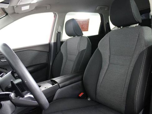 Certified 2022 Nissan Rogue SV FWD image 18