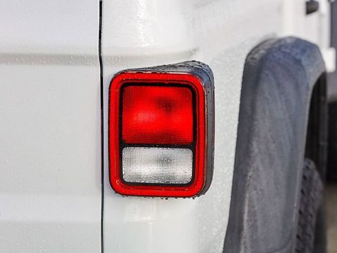 Certified 2021 Jeep Gladiator Rubicon image 10