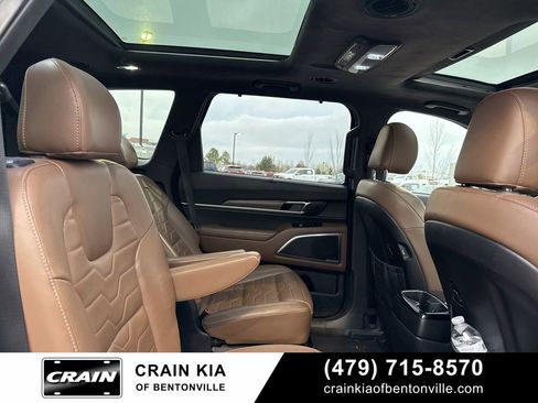 Used 2021 Kia Telluride SX w/ SX Prestige Package image 4