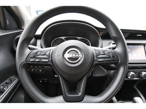 Certified 2025 Nissan Kicks Play S FWD image 14