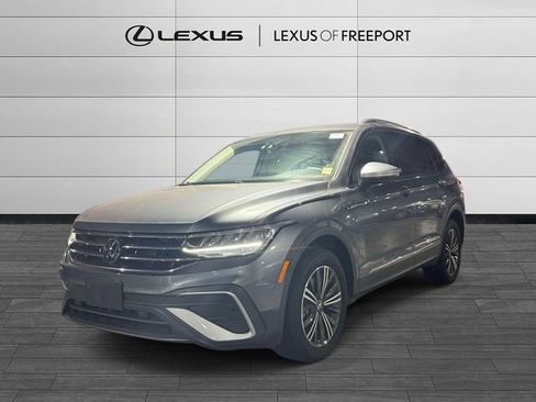 Used 2024 Volkswagen Tiguan Wolfsburg Edition AWD/4WD image 3